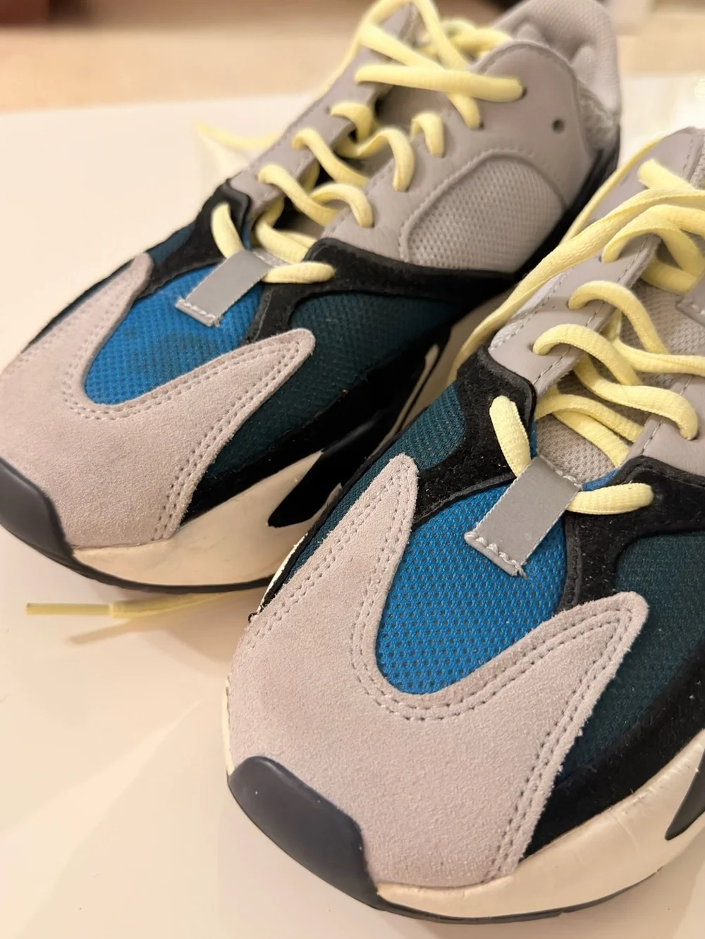 Authentic Adidas Yeezy Boost 700 Wave Runner – US 7